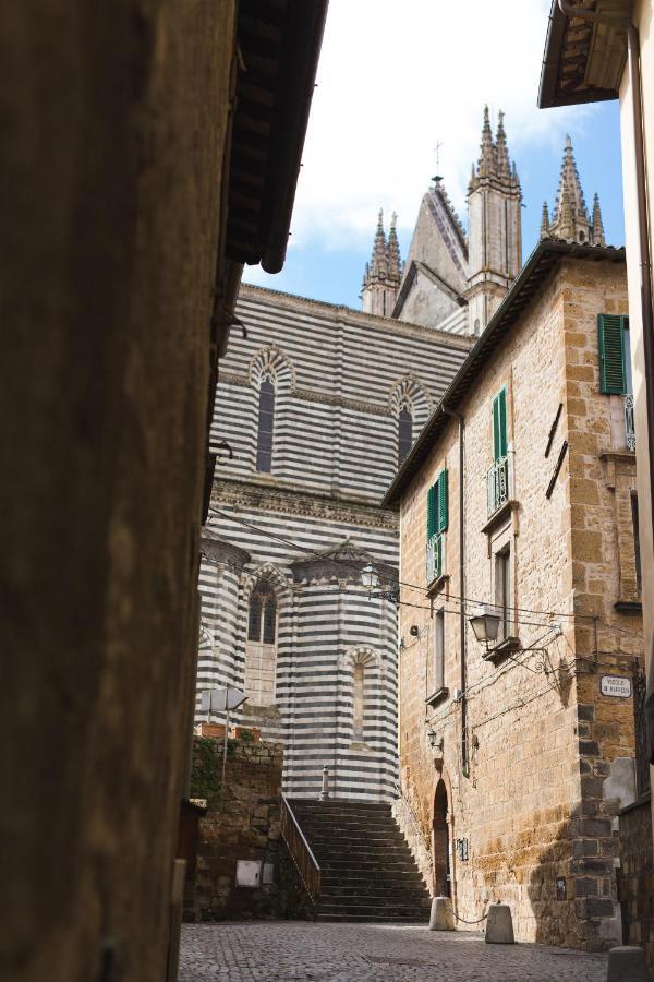 Ad Un Passo Dal Duomo Lejlighed Orvieto Eksteriør billede